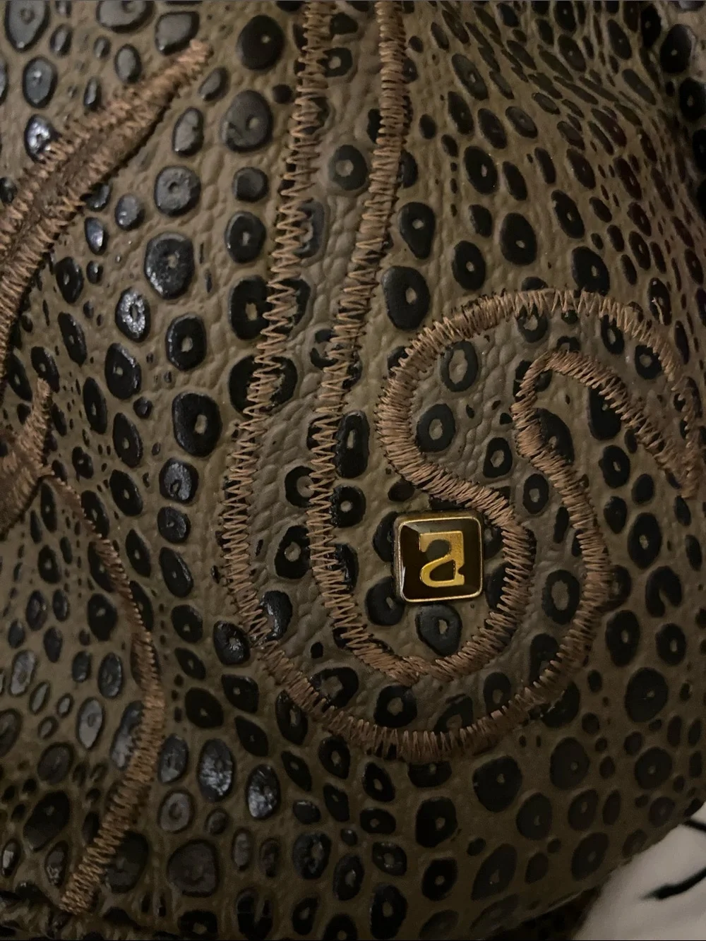 Vintage NAS Womens Drawstring Crossbody Bag